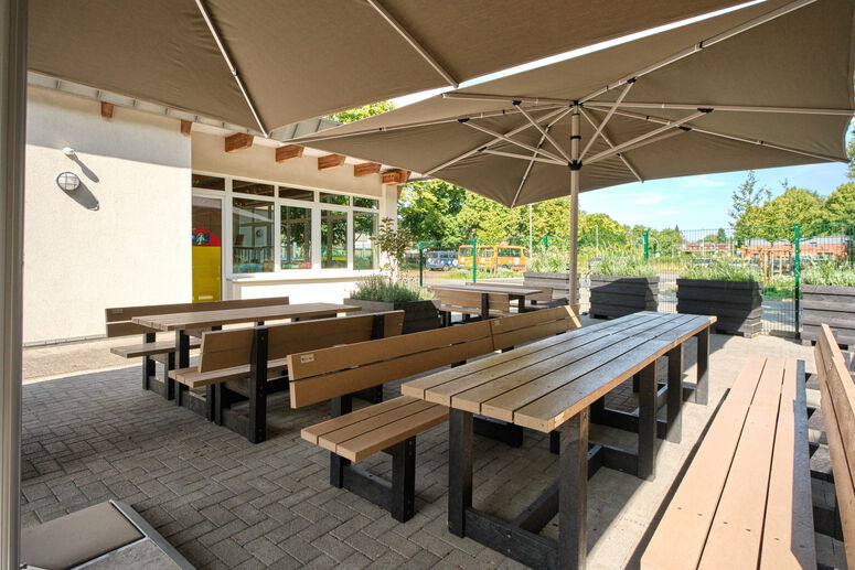 "AFbJ_Außenbereich.jpg"