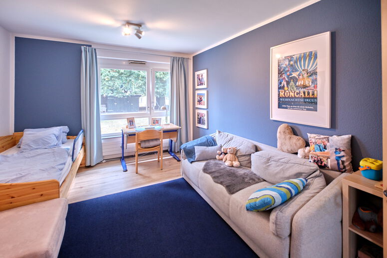 "AFbJ_Wohnhaus_Zimmer01.jpg"