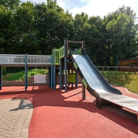 "Spielplatz_Rutsche.jpg"